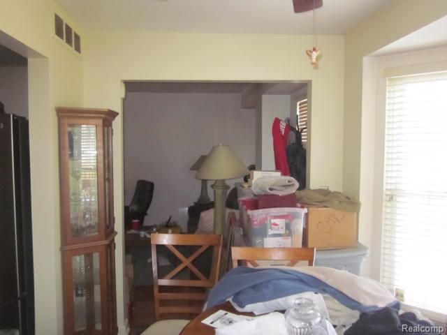 7471 N Kingston Court, Westland, MI 48185