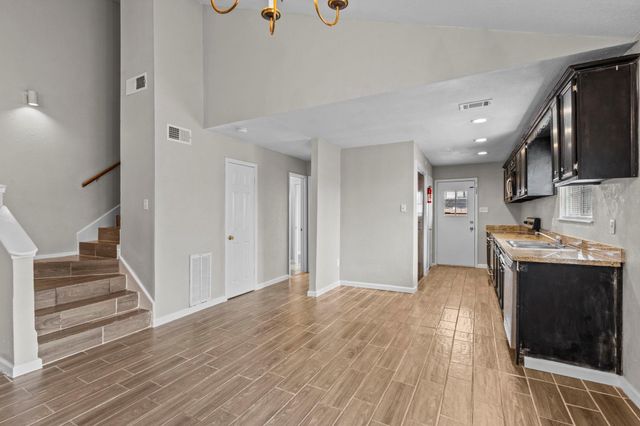 7823 Bateman Lane 7823, Houston, TX 77088