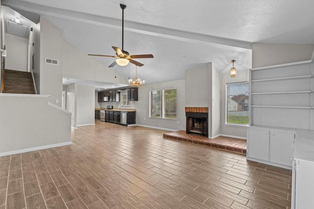 7823 Bateman Lane 7823, Houston, TX 77088