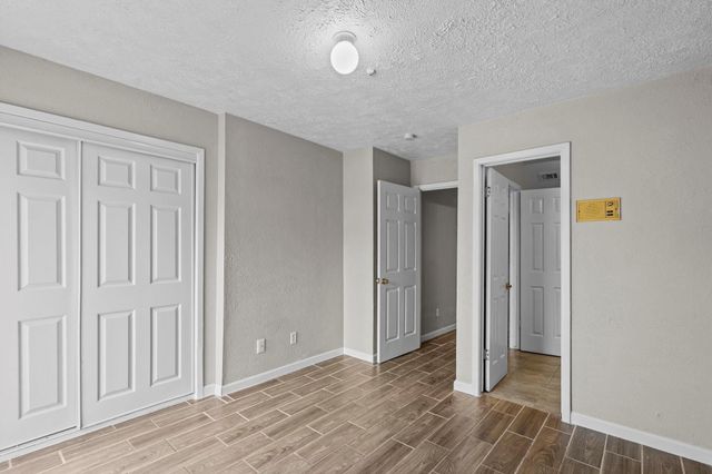 7823 Bateman Lane 7823, Houston, TX 77088