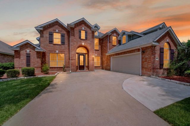 9506 Pinehurst Drive, Rowlett, TX 75089
