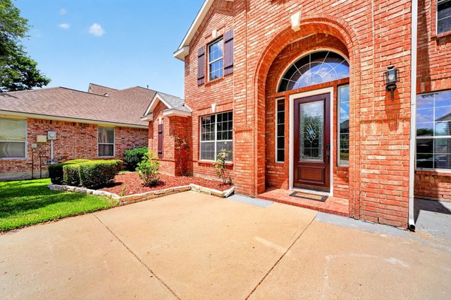 9506 Pinehurst Drive, Rowlett, TX 75089