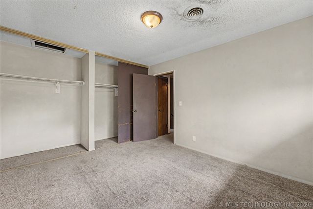 10933 E 16th Street, Tulsa, OK 74128