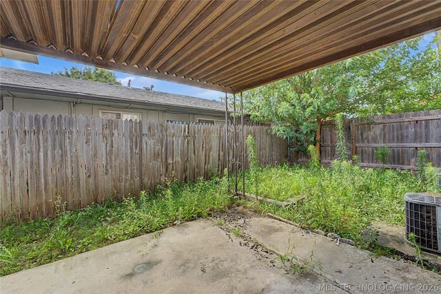 10933 E 16th Street, Tulsa, OK 74128