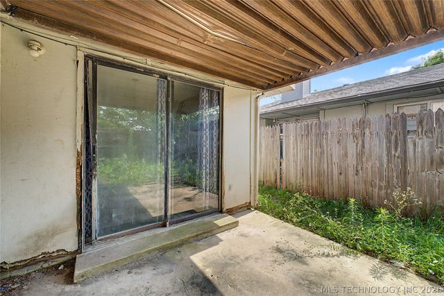 10933 E 16th Street, Tulsa, OK 74128