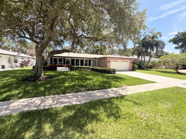 1390 NW 4th Street, Boca Raton, FL 33486