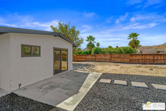 2225 Marguerite Street, Palm Springs, CA 92264