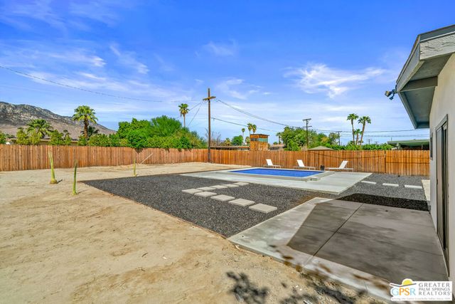 2225 Marguerite Street, Palm Springs, CA 92264