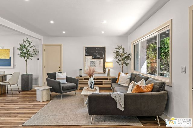 2225 Marguerite Street, Palm Springs, CA 92264