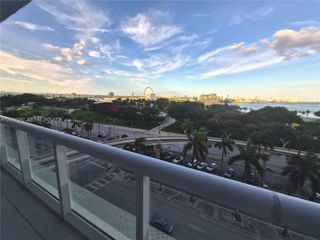 50 Biscayne Blvd 804, Miami, FL 33132