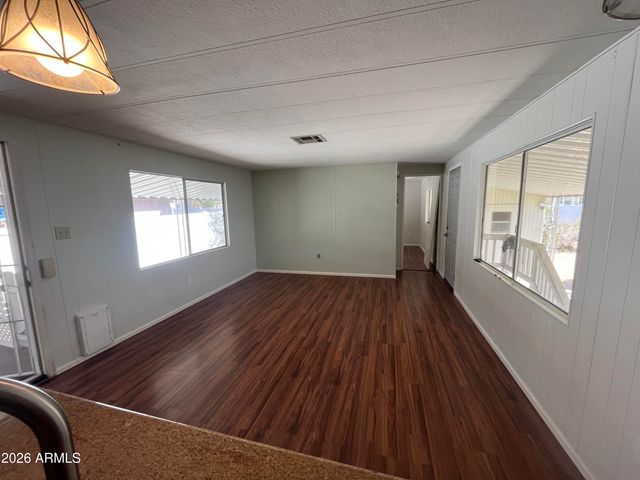 10960 N 67TH Avenue 33, Glendale, AZ 85304