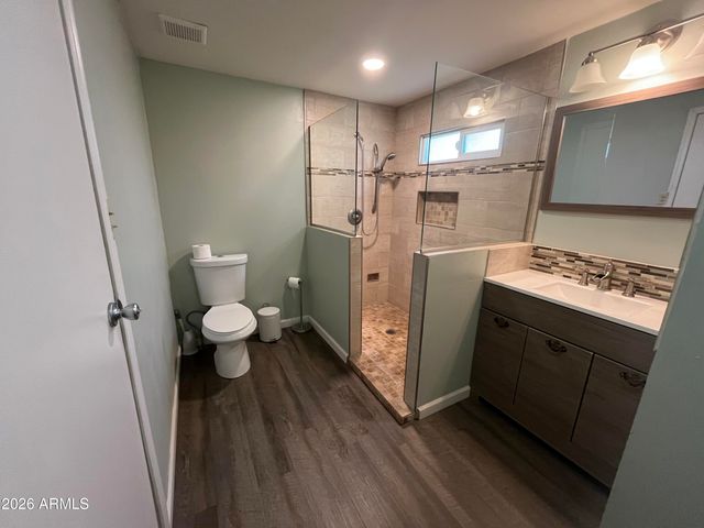 10960 N 67TH Avenue 33, Glendale, AZ 85304