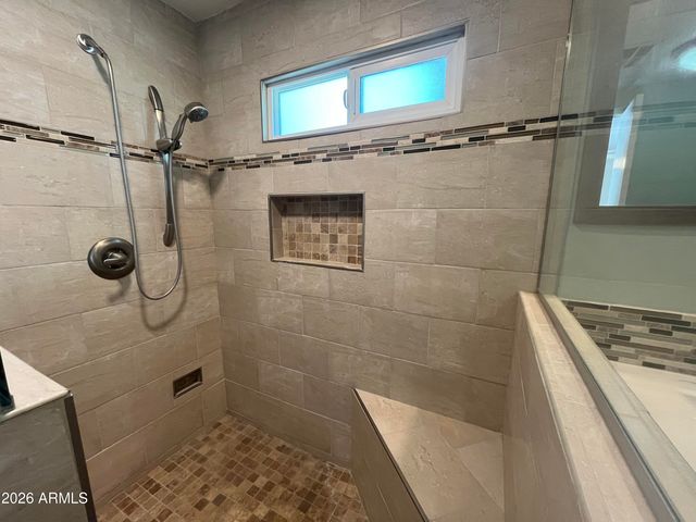 10960 N 67TH Avenue 33, Glendale, AZ 85304