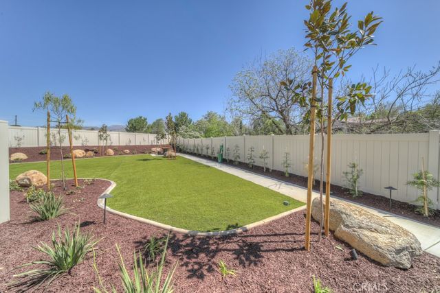 34520 Carnation Court, Yucaipa, CA 92399