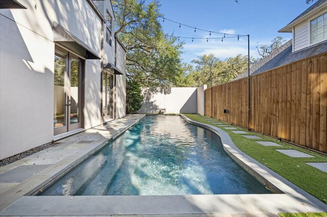 4013 Ella Lee Lane, Houston, TX 77027