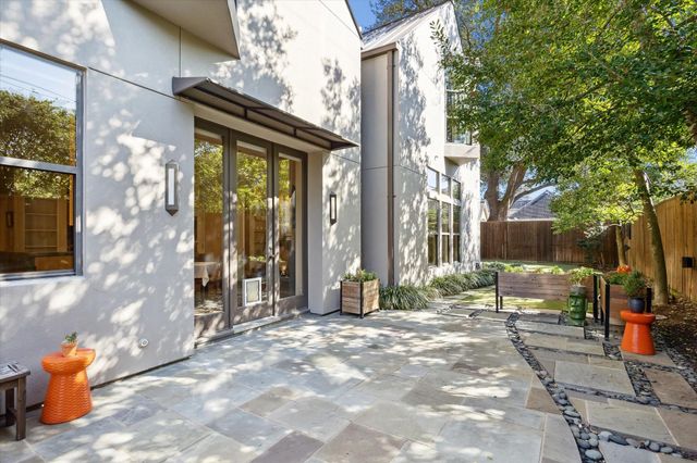 4013 Ella Lee Lane, Houston, TX 77027