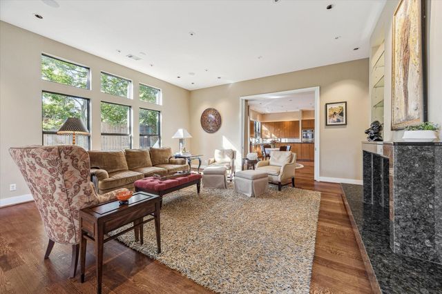 4013 Ella Lee Lane, Houston, TX 77027