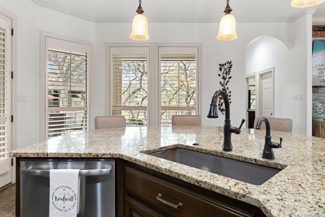 921 GREAT TREE DR, San Antonio, TX 78260