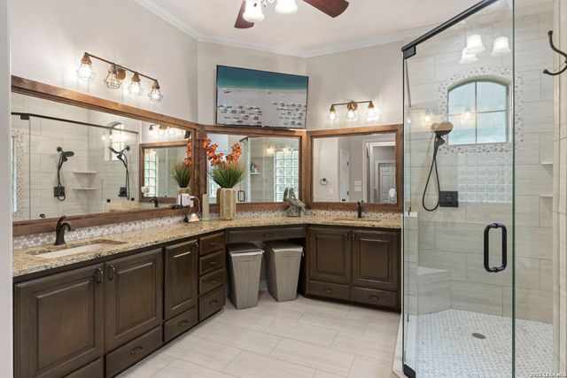 921 GREAT TREE DR, San Antonio, TX 78260