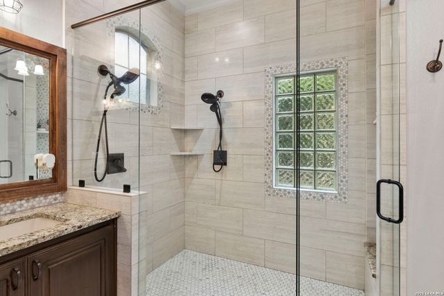 921 GREAT TREE DR, San Antonio, TX 78260