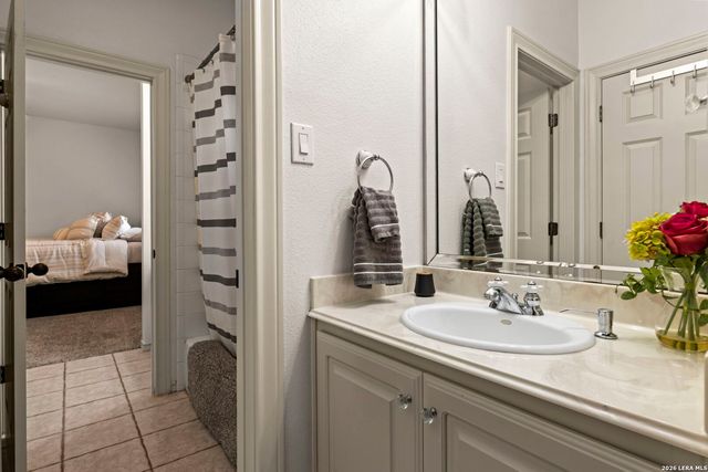 921 GREAT TREE DR, San Antonio, TX 78260