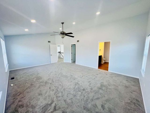 5 Player Court, Bolingbrook, IL 60490
