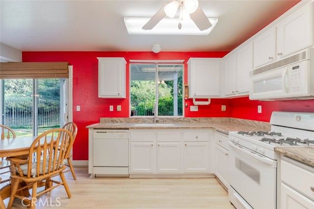 15238 Hillsdale Court, Sylmar (los Angeles), CA 91342