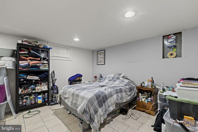 3105 NEWPORTVILLE RD, Bristol, PA 19007