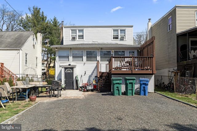 3105 NEWPORTVILLE RD, Bristol, PA 19007