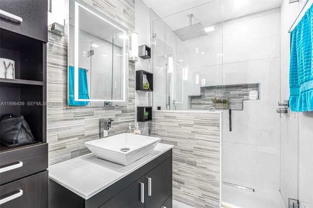 12001 SW 176th Ter, Miami, FL 33177