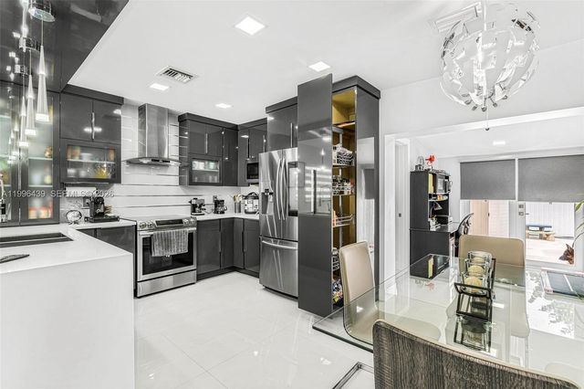 12001 SW 176th Ter, Miami, FL 33177