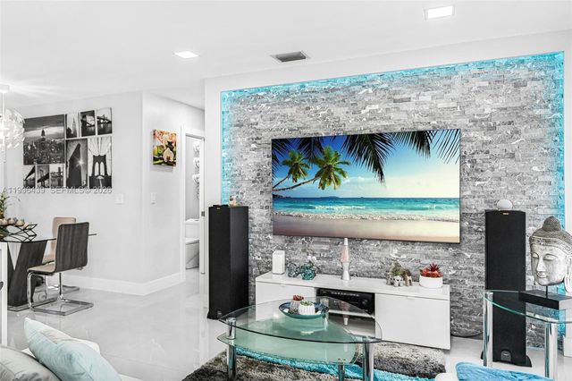 12001 SW 176th Ter, Miami, FL 33177