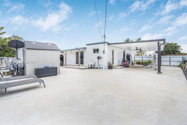 12001 SW 176th Ter, Miami, FL 33177