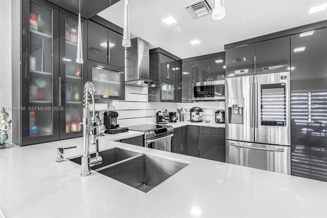 12001 SW 176th Ter, Miami, FL 33177