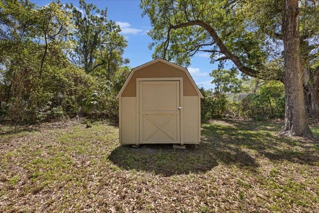 606 WILSON STREET, Wildwood, FL 34785