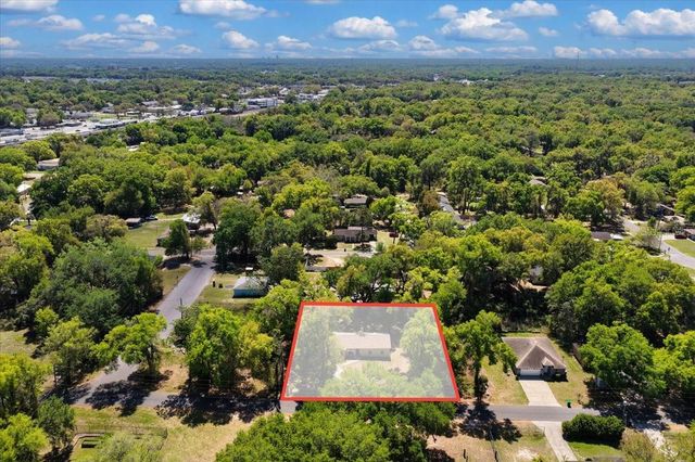 606 WILSON STREET, Wildwood, FL 34785