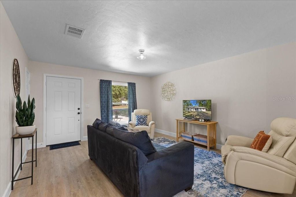 Image 11 of property listing at 606 WILSON STREET, Wildwood, FL 34785