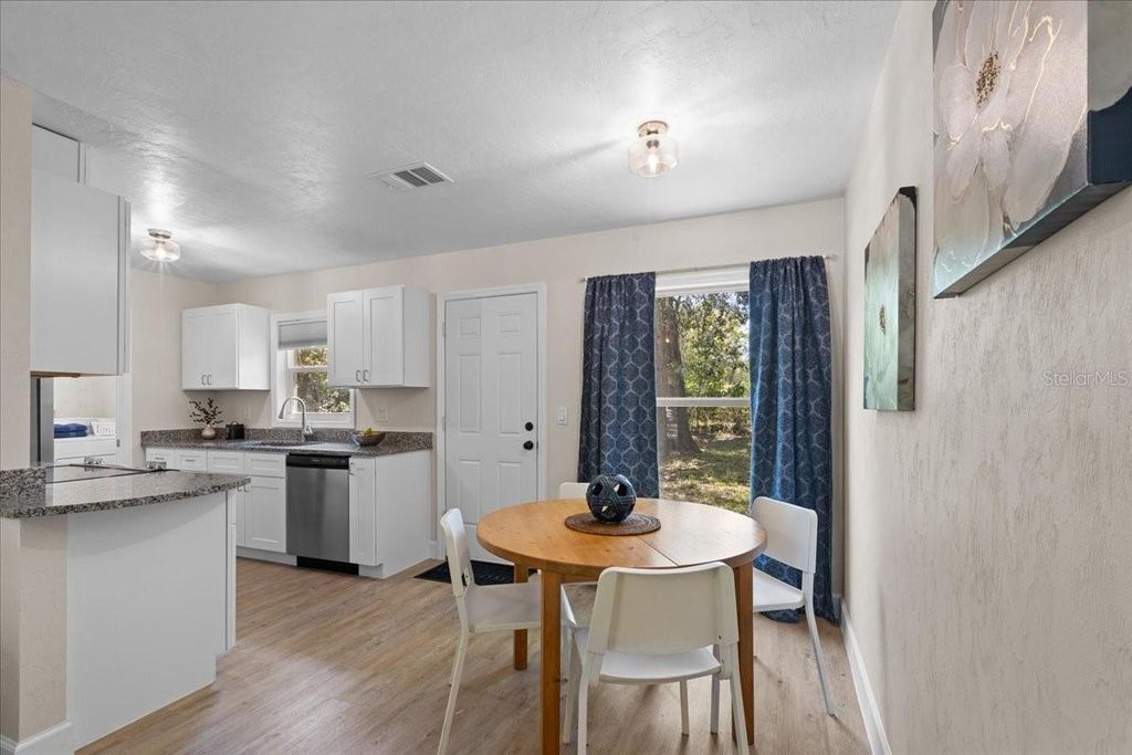 Image 9 of property listing at 606 WILSON STREET, Wildwood, FL 34785