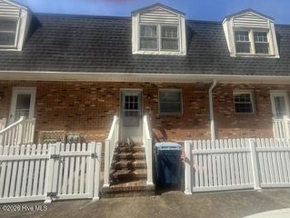 6000 River Road 42, Washington, NC 27889