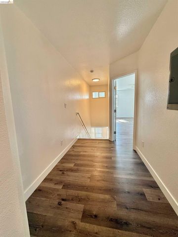1317 Garvin Ave, Richmond, CA 94801