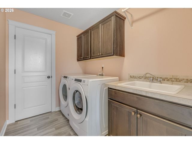 14113 PASSAGE Pkwy, Oregon City, OR 97045