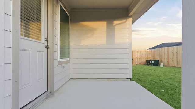 3413 Wild Mustang Street, League City, TX 77511