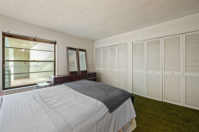 709 Curtiss Pkwy 23, Miami Springs, FL 33166