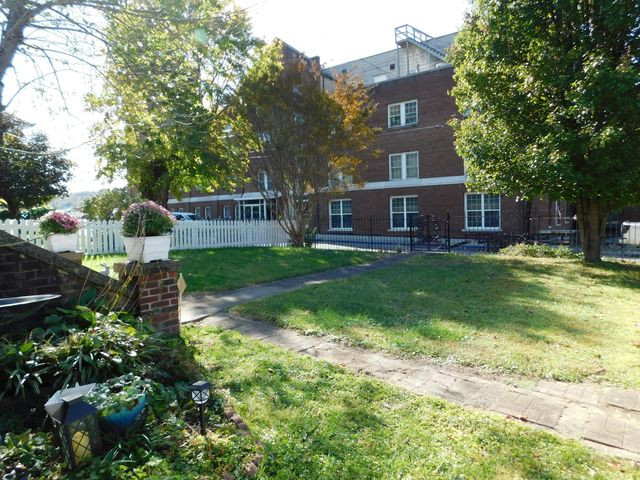 208 N Main Street, Harlan, KY 40831