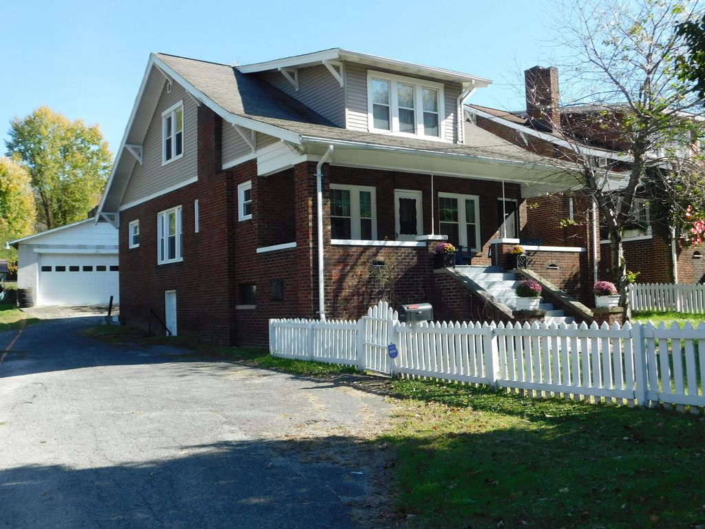 208 N Main Street, Harlan, KY 40831