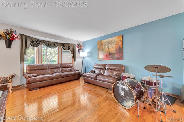 14973 River View Court, Sterling Heights, MI 48313