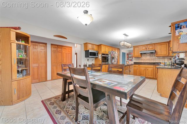14973 River View Court, Sterling Heights, MI 48313