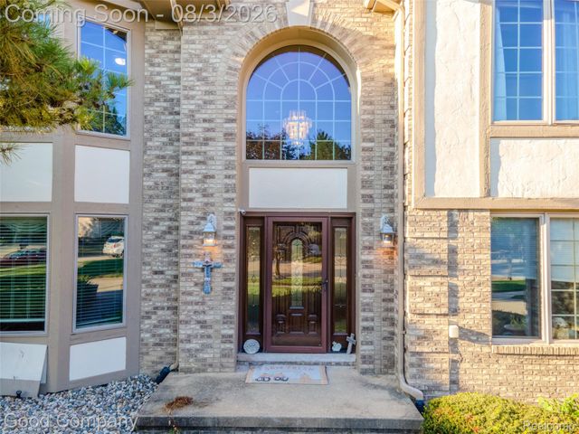 14973 River View Court, Sterling Heights, MI 48313