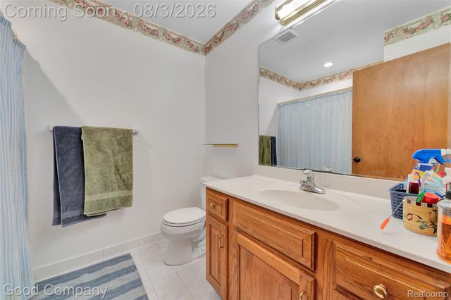 14973 River View Court, Sterling Heights, MI 48313