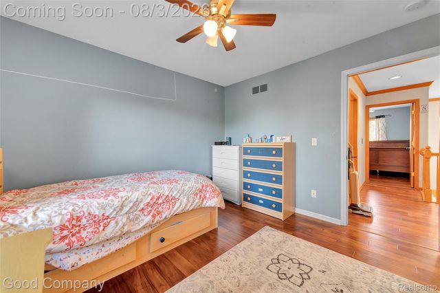 14973 River View Court, Sterling Heights, MI 48313